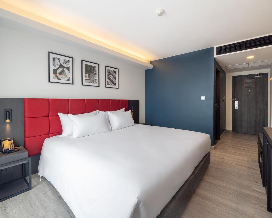 Travelodge Phuket Town Exteriör bild